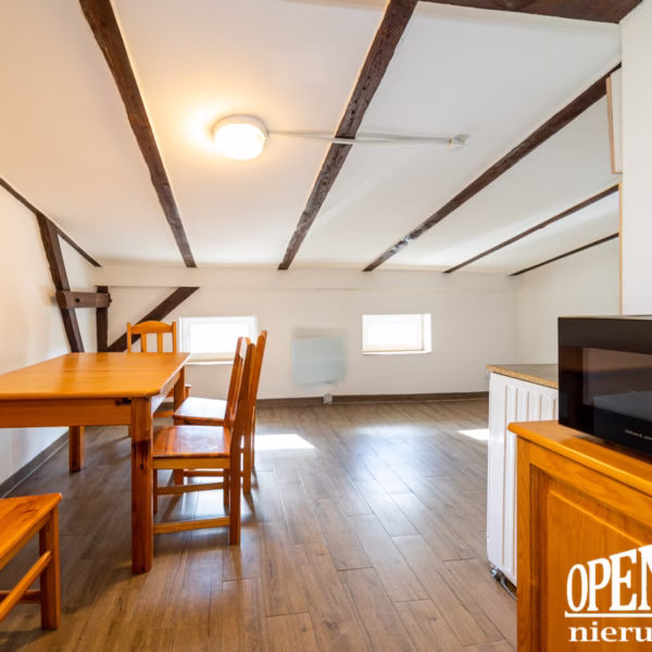 Salon z aneksem kuchennym – mieszkanie na sprzedaż Koszalin