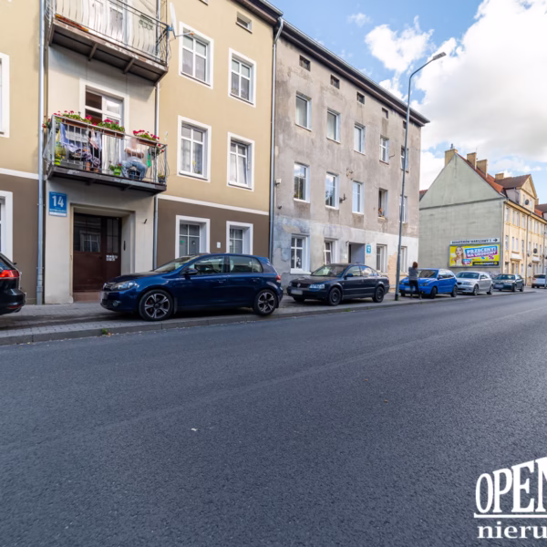 Budynek kamienicy – mieszkanie na sprzedaż Koszalin