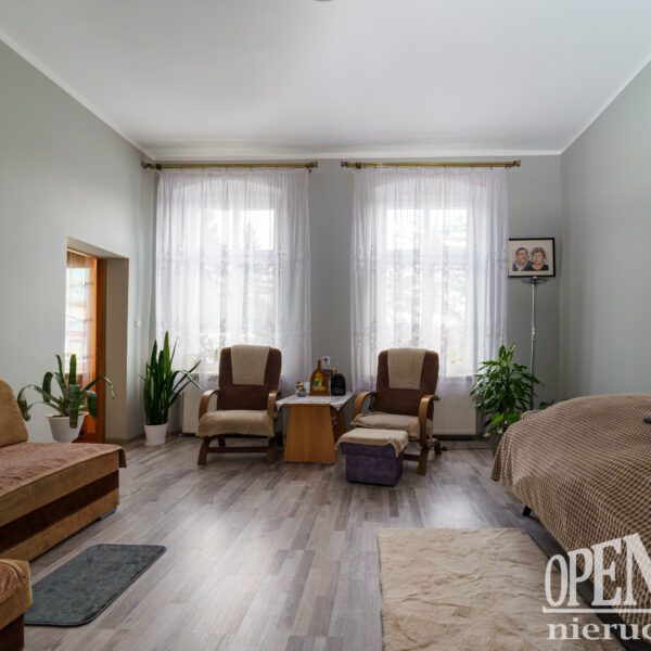 mieszkanie na sprzedaż Białogard Rarwino pokój wysoki parter park dworski