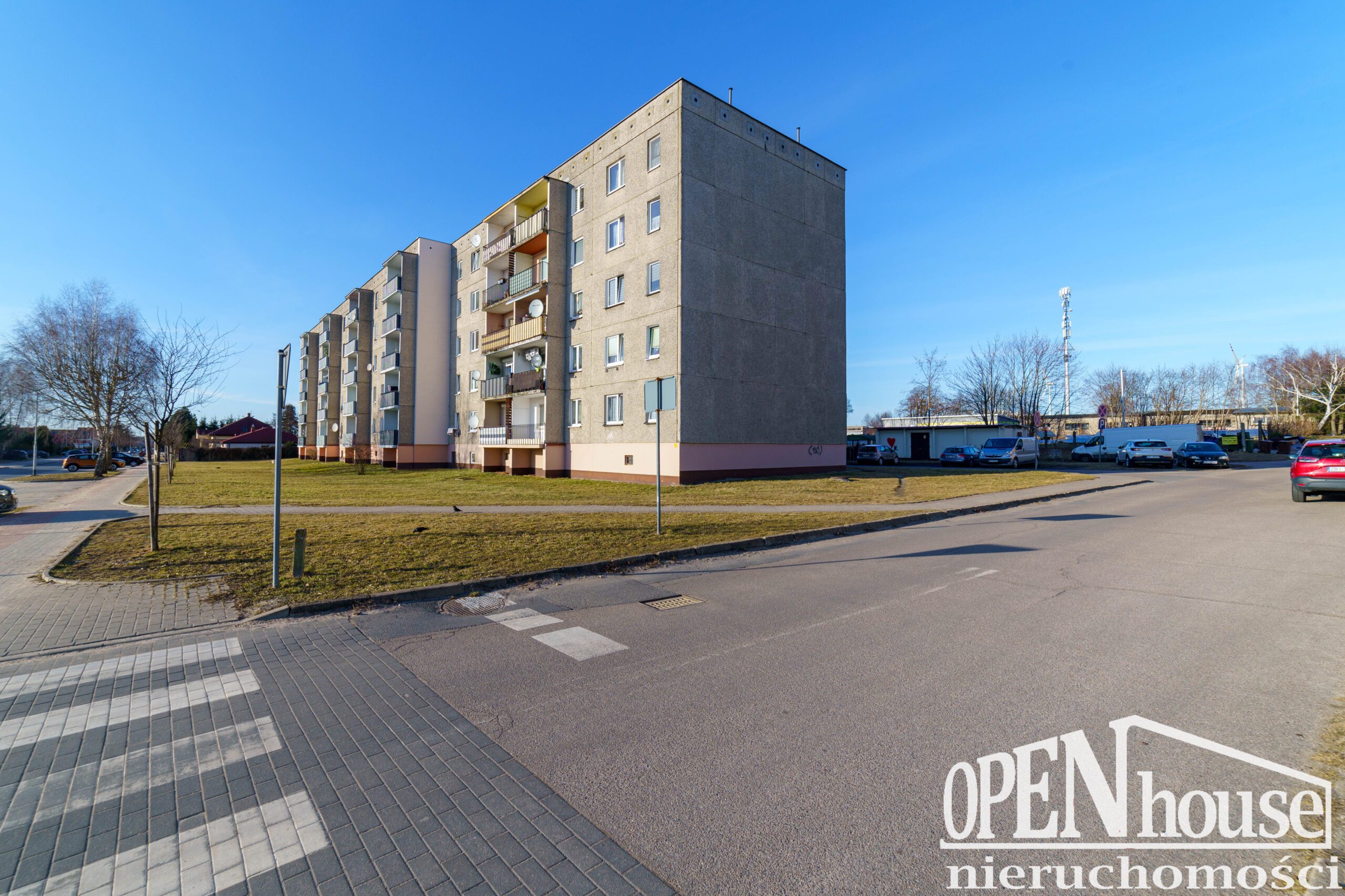 Kawalerka na sprzedaż Białogard – 30,32 m², 4 piętro, ogrzewanie miejskie! 1 Kawalerka na sprzedaż Białogard – 30,32 m², 4 piętro, ogrzewanie miejskie!